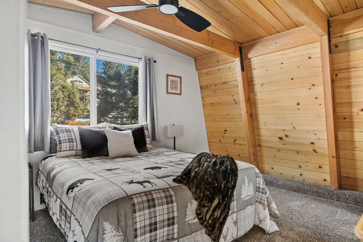 Photo 28 of High Score Hideaway - Views of Ski Slopes, Hot Tub