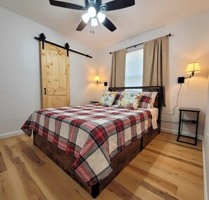 3 dormitorios, tabla de planchar con plancha, wifi y ropa de cama