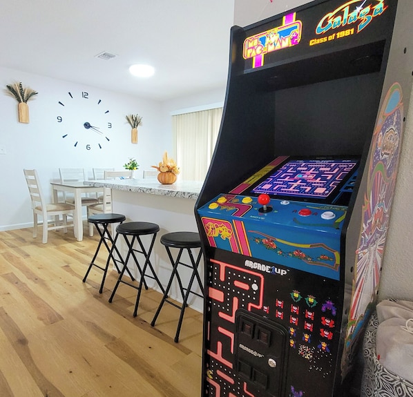 Spielezimmer