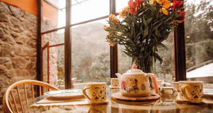 Spacious 4-bedroom house in enjoyable Calca with WiFi