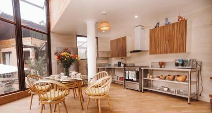 Spacious 4-bedroom house in enjoyable Calca with WiFi