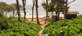 Sunrise Escape in Kahuku: Two-min drive to beaches