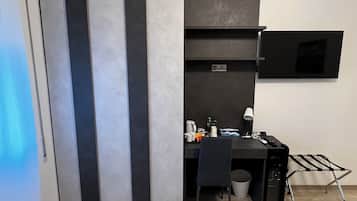 Caja de seguridad en la habitación, escritorio y wifi gratis