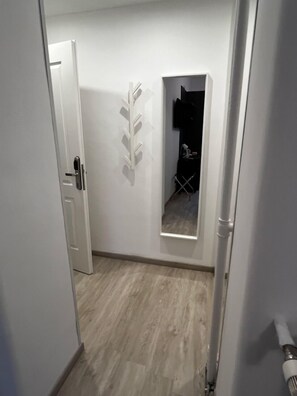 Comfort Triple Room, Private Bathroom | In-room safe, desk, free WiFi - Love4Rome Guest House (Rome)