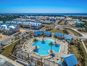 Piscine extérieure, piscine chauffée