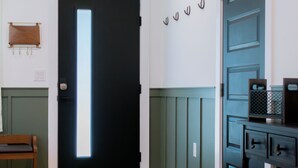 Interior - Modern Cowboy Retreat Near Downtown Lockhart (Lockhart)