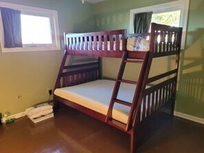 3 bedrooms, WiFi, bed sheets