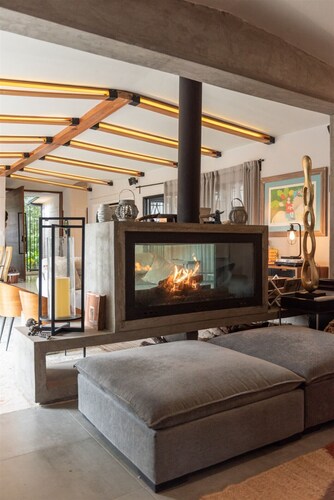 Tepoztlán Escape with Jacuzzi, Fireplace & Games