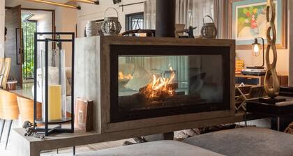 Tepoztlán Escape with Jacuzzi, Fireplace & Games