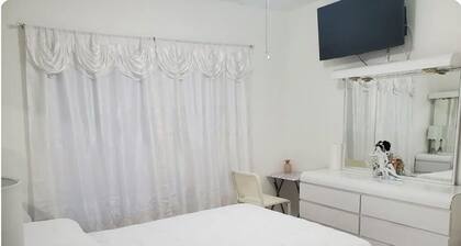 Centrally located, private bedroom & bathroom in Little Havana, Miami B1