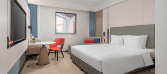 Holiday Inn Express Yangzhou Grand Canal Theatre