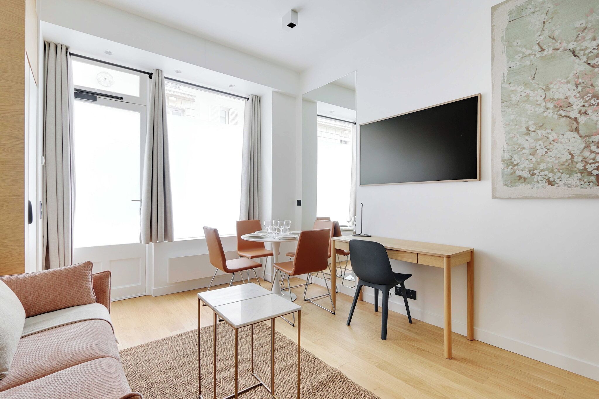 Smart TV, offices