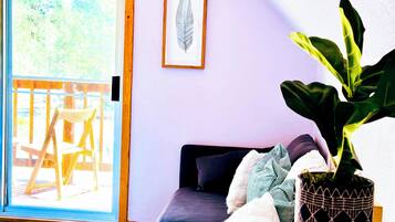 Smart TV, fireplace, foosball