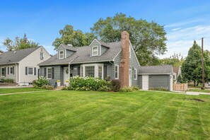 Exterior - Family Friendly Home in Great Location (Minneapolis)