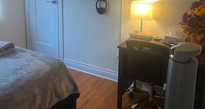 #2 Swiss Bed Main City, 5* Room, 5.6km 4m Airport