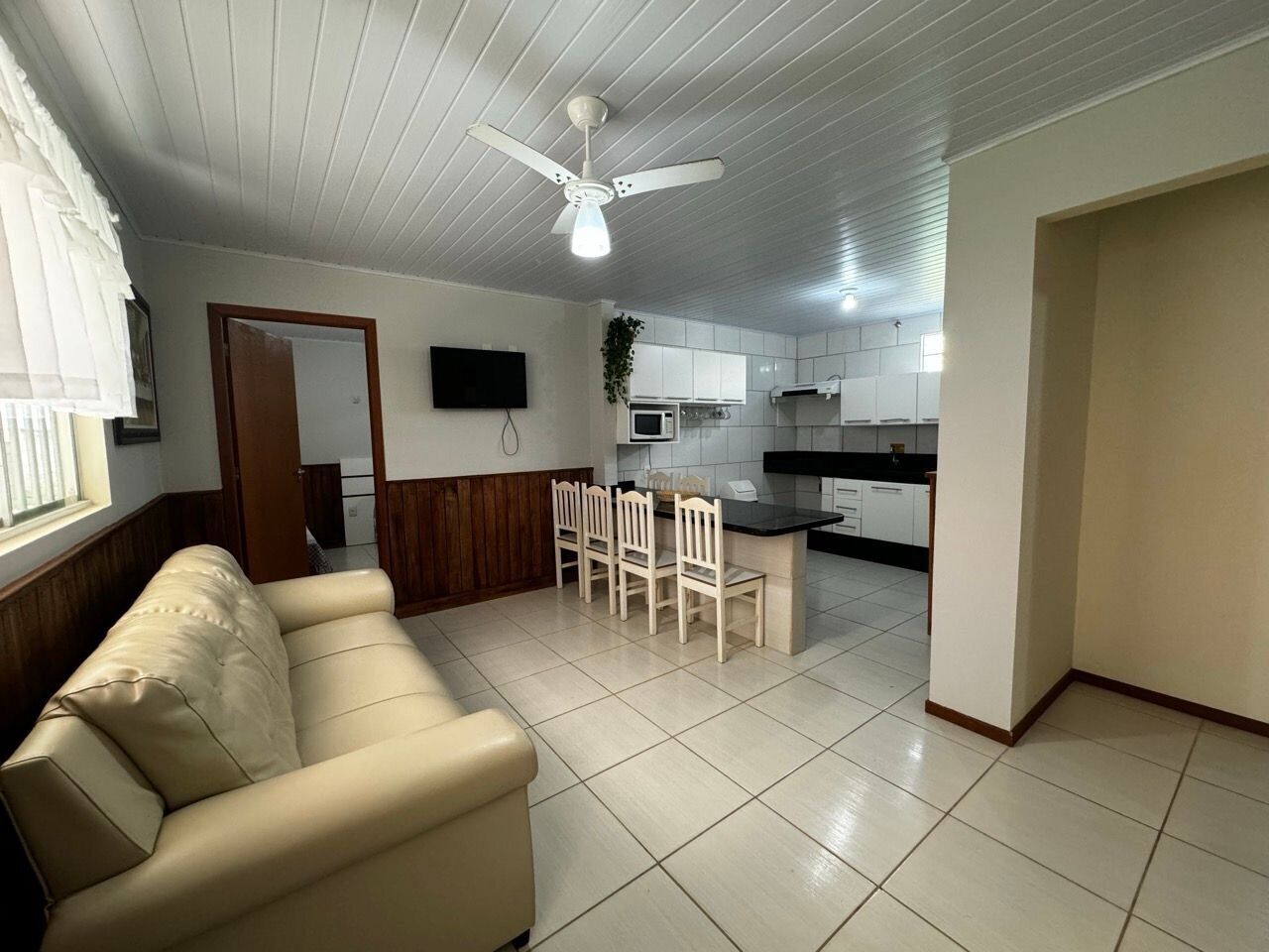 Leilighet | Oppholdsområde | TV