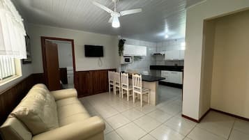 Leilighet | Oppholdsområde | TV