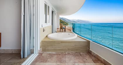 Stunning Oceanfront Apartment with Breathtaking Views and Luxurious Amenities