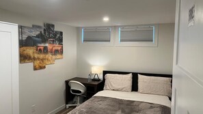 1 غرفة نوم ومكتب ومكواة/لوح كي وواي فاي