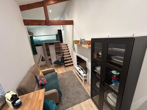 1 camera, Wi-Fi, lenzuola