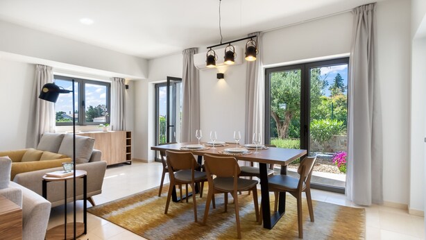 Desk - Carvoeiro Gardens (Lagoa)