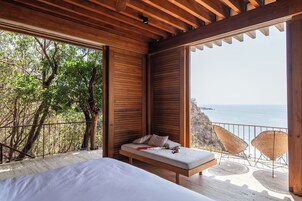 标准开间套房 | 高档床上用品、客房内保险箱、免费 WiFi、床单