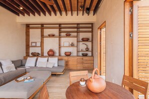 Deluxe Studio Suite, 1 King Bed | Living area - La Valise Mazunte, Member of Small Luxury Hotels (Santa María Tonameca)