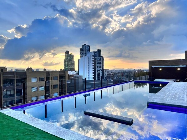 Et oppvarmet basseng