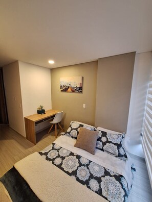 1 bedroom, desk, iron/ironing board, free WiFi