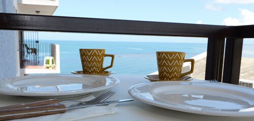 Condo/ Direct Beach Access/ Joyuda