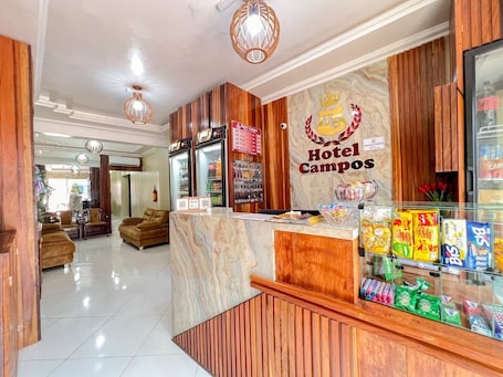 Reception. Hotel campos