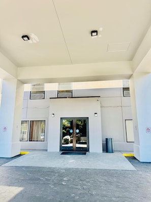 Exterior detail - Sleep Inn Manassas VA (Manassas)