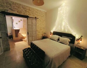 1 soverom, reiseseng for barn, wi-fi (inkludert) og sengetøy