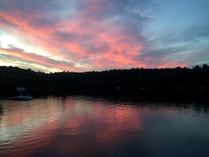 Miscellaneous - Traditional and Quaint Lake Front Cottage on Lake Rosseau. (Rosseau)