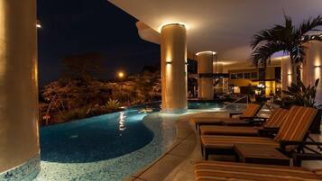 Alberca al aire libre