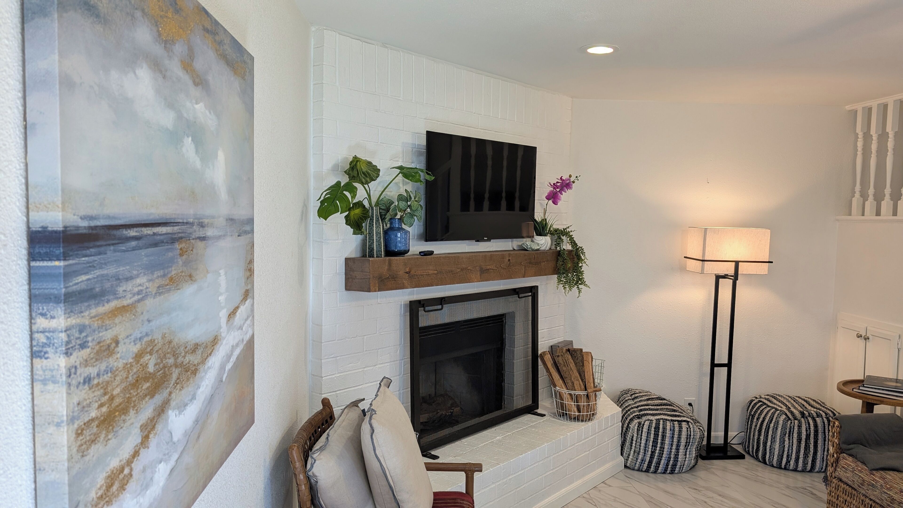 Charming And Quiet Townhome Conveniently Located - Midland, TX