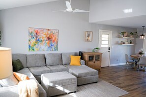Smart TV, books, computer monitors - Desert Oasis in Old Town Scottsdale: 3BR, 2BA with Resort-Style Pool (Scottsdale)