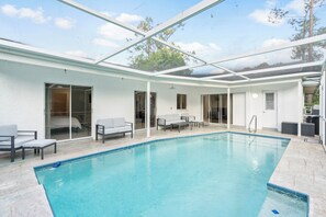 Outdoor pool, a heated pool