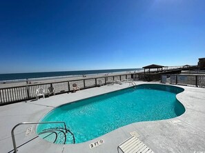 Piscine extérieure