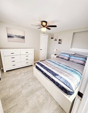 5 habitaciones, escritorio, tabla de planchar con plancha y wifi gratis 