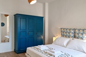 1 bedroom, WiFi, bed sheets - Pola Rooms - Queen Room (Civitanova Marche)