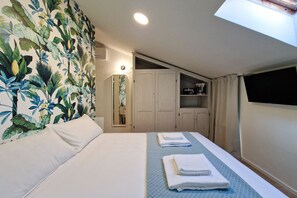 1 chambre, bureau, Wi-Fi, draps fournis