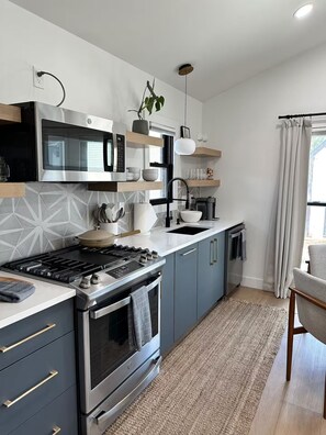 Microwave, oven, stovetop, dishwasher