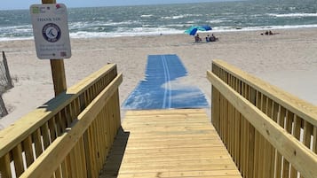 Beach nearby, beach towels