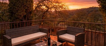 Healdsburg Wine Country Retreat with Fire Pit & Vineyard Views