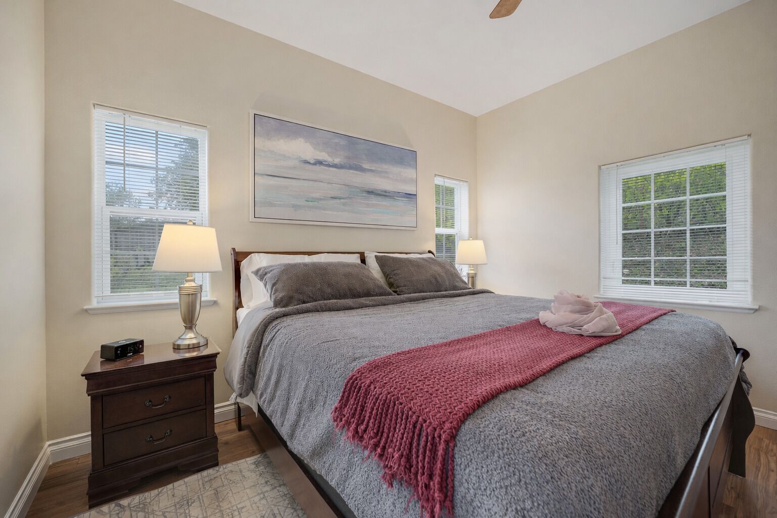 2 bedrooms, desk, iron/ironing board, travel crib