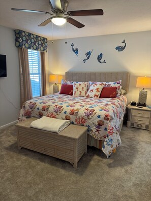 3 habitaciones, tabla de planchar con plancha, wifi y ropa de cama