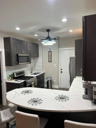 Chic Retreat, Chic Retreat "Your Urban Getaway"