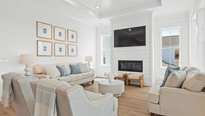 Smart-tv en een open haard