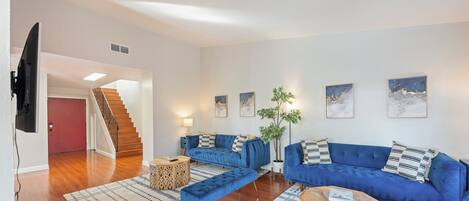 Smart-TV, Tischtennisplatte